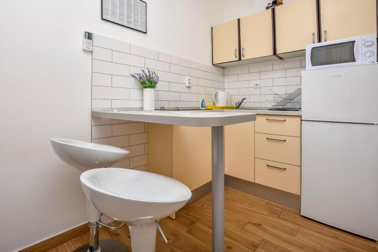 Apartments Matas โรกอซนิซา ภายนอก รูปภาพ