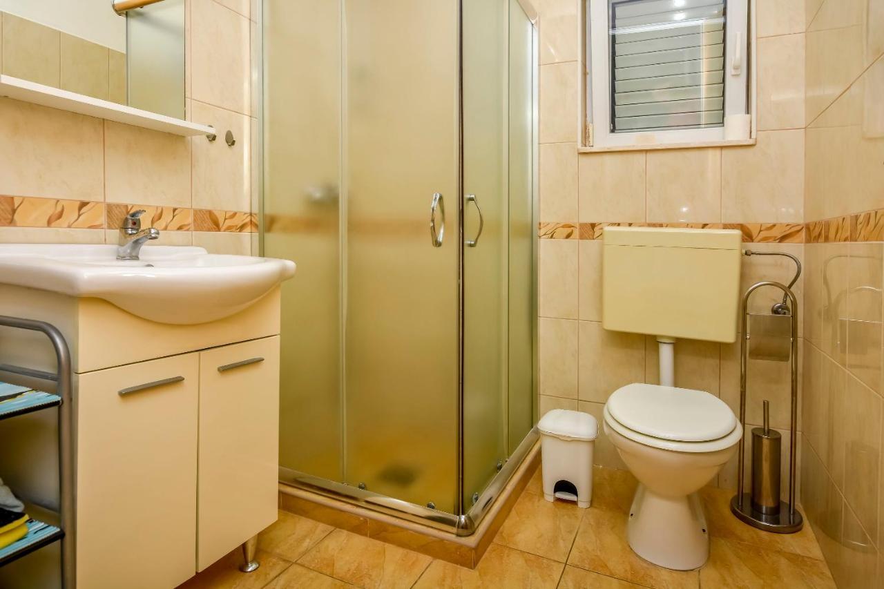 Apartments Matas โรกอซนิซา ภายนอก รูปภาพ